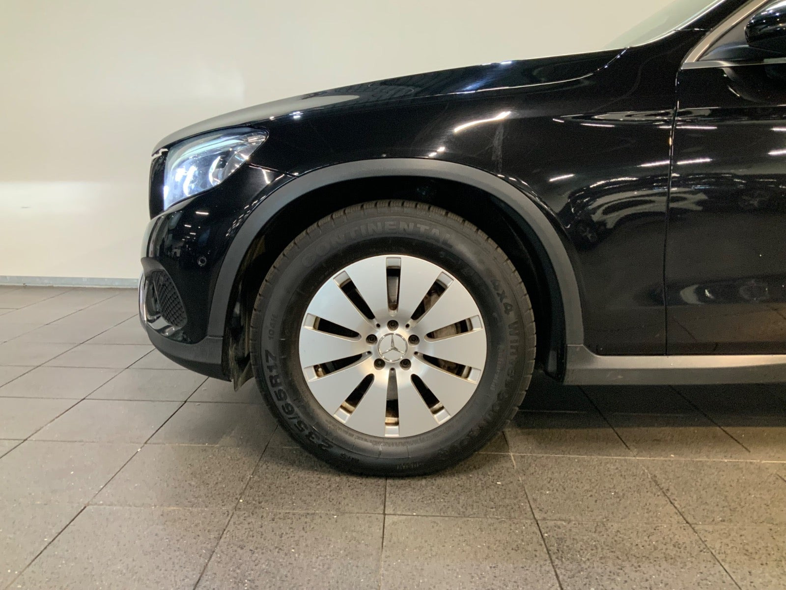 Sort Mercedes GLC220 d fra 2016
