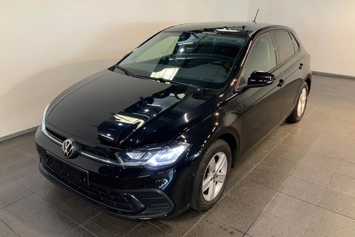 Sort VW Polo fra 2022