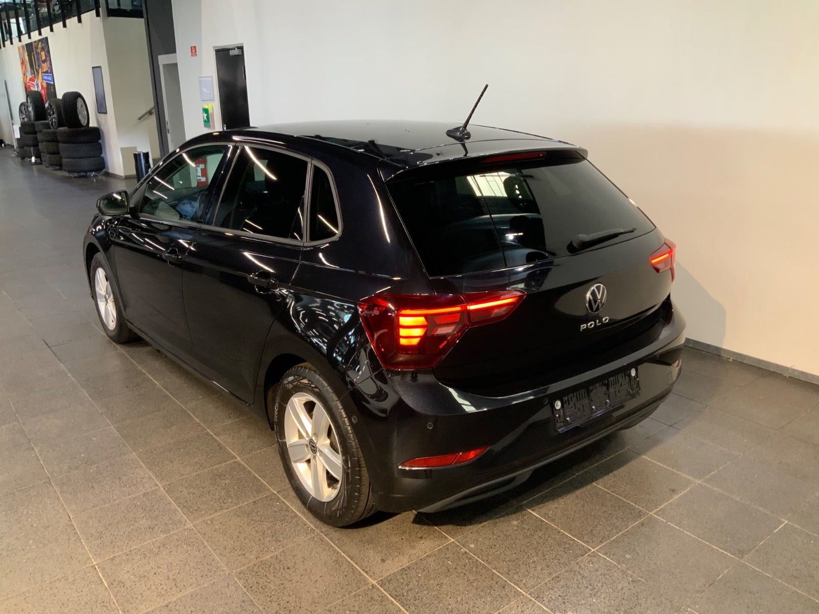 Sort VW Polo fra 2022