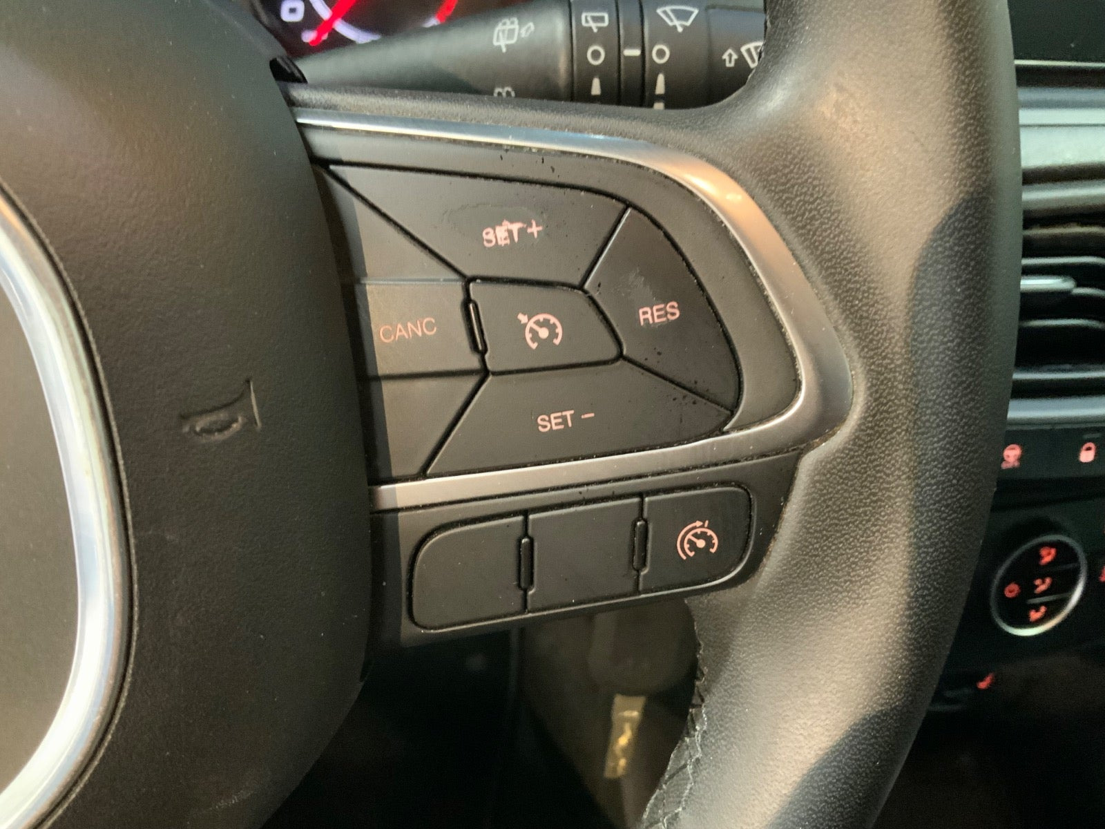 Sølv Fiat Tipo fra 2018
