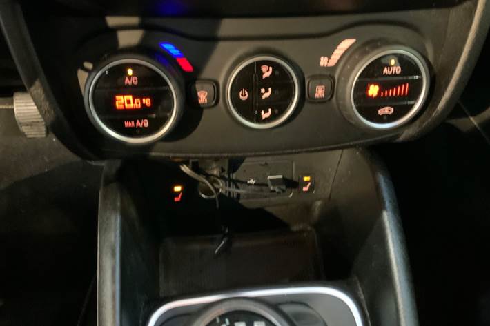 Sølv Fiat Tipo fra 2018