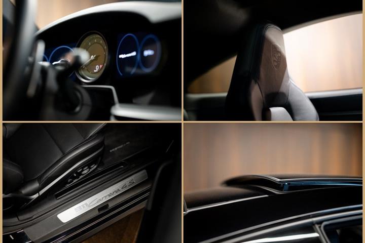 Sort Porsche 911 Carrera 4S fra 2022