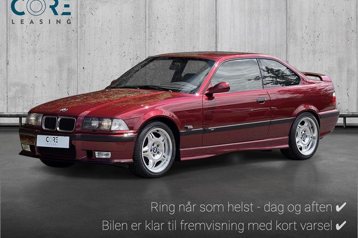 Rød BMW M3 fra 1996 set udefra
