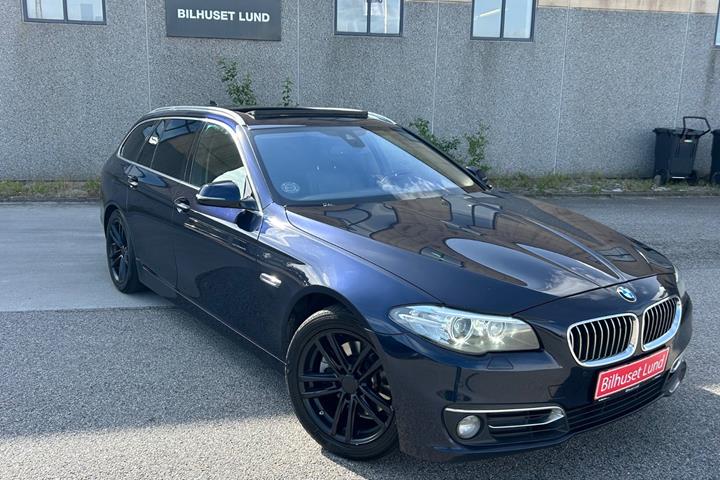 Blå BMW 520d fra 2015