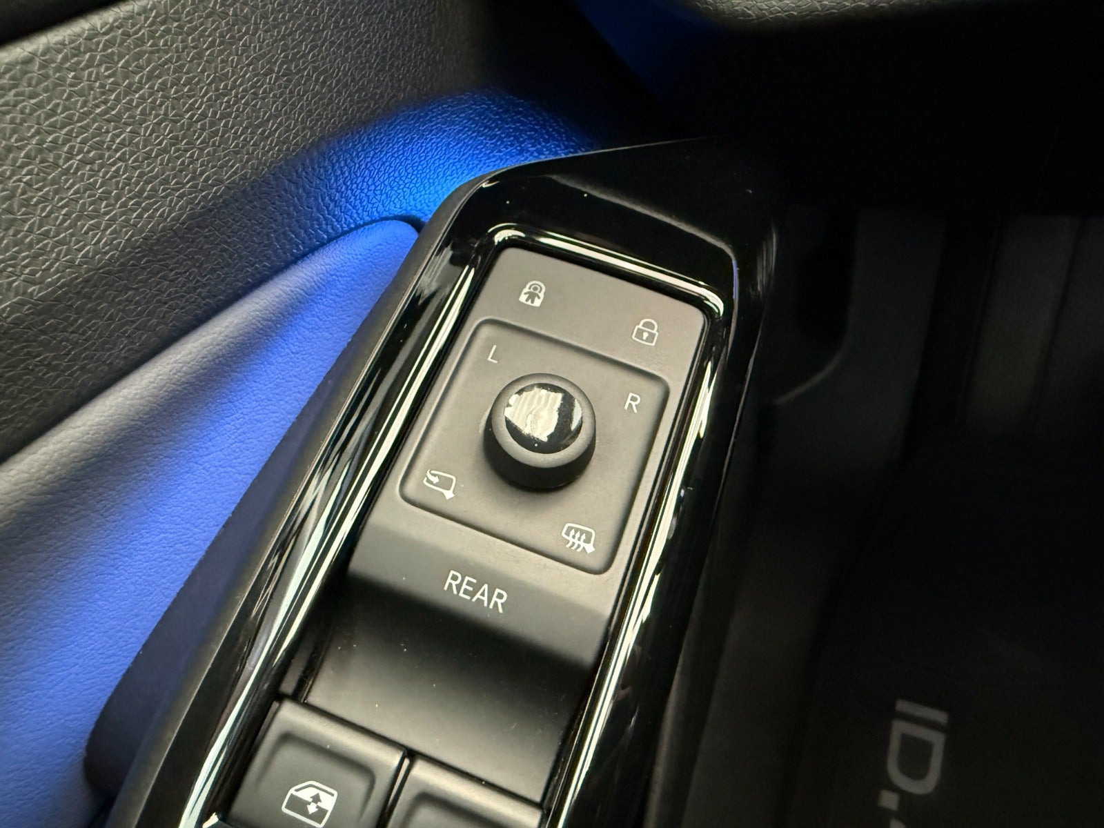 Hvid VW ID.4 fra 2023