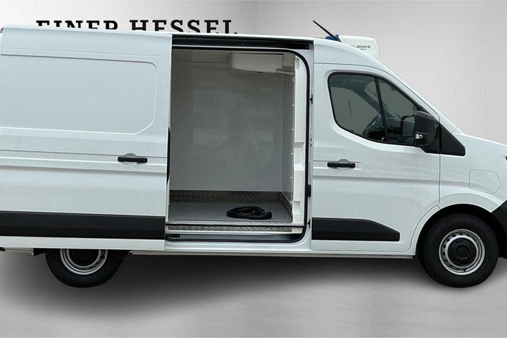 Hvid Renault Master V T35 fra 2025