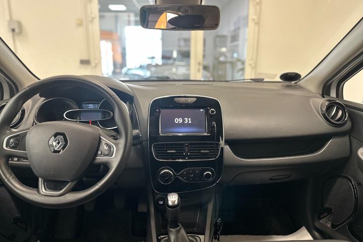 Hvid Renault Clio IV fra 2017
