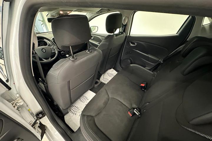 Hvid Renault Clio IV fra 2017