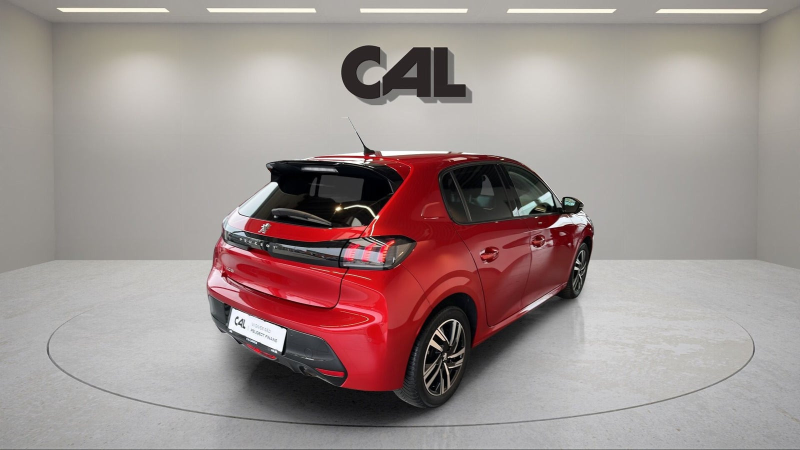 Rød Peugeot 208 fra 2022