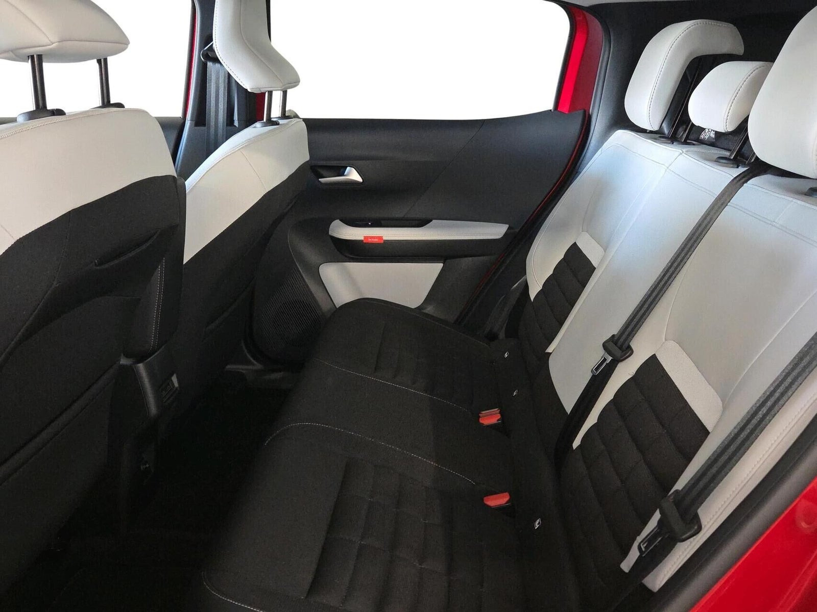 Rød Citroën e-C3 Aircross fra 2025
