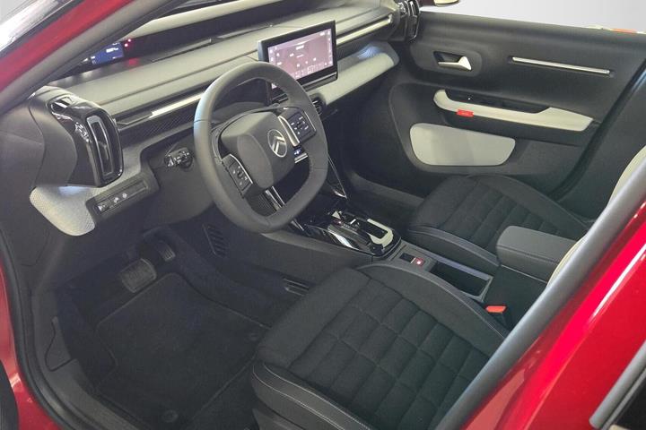 Rød Citroën e-C3 Aircross fra 2025