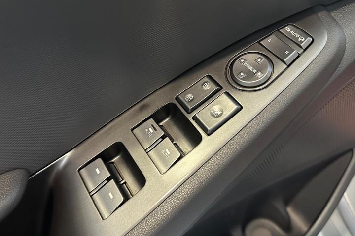 Sølv Hyundai Ioniq fra 2020