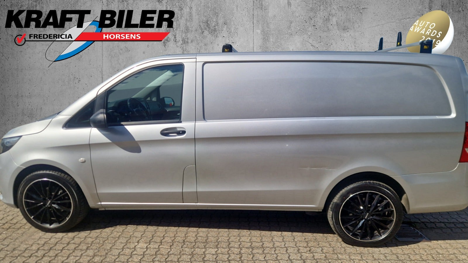 Sølv Mercedes Vito 114 fra 2021