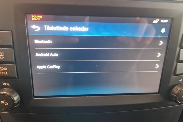 Sølv Mercedes Vito 114 fra 2021