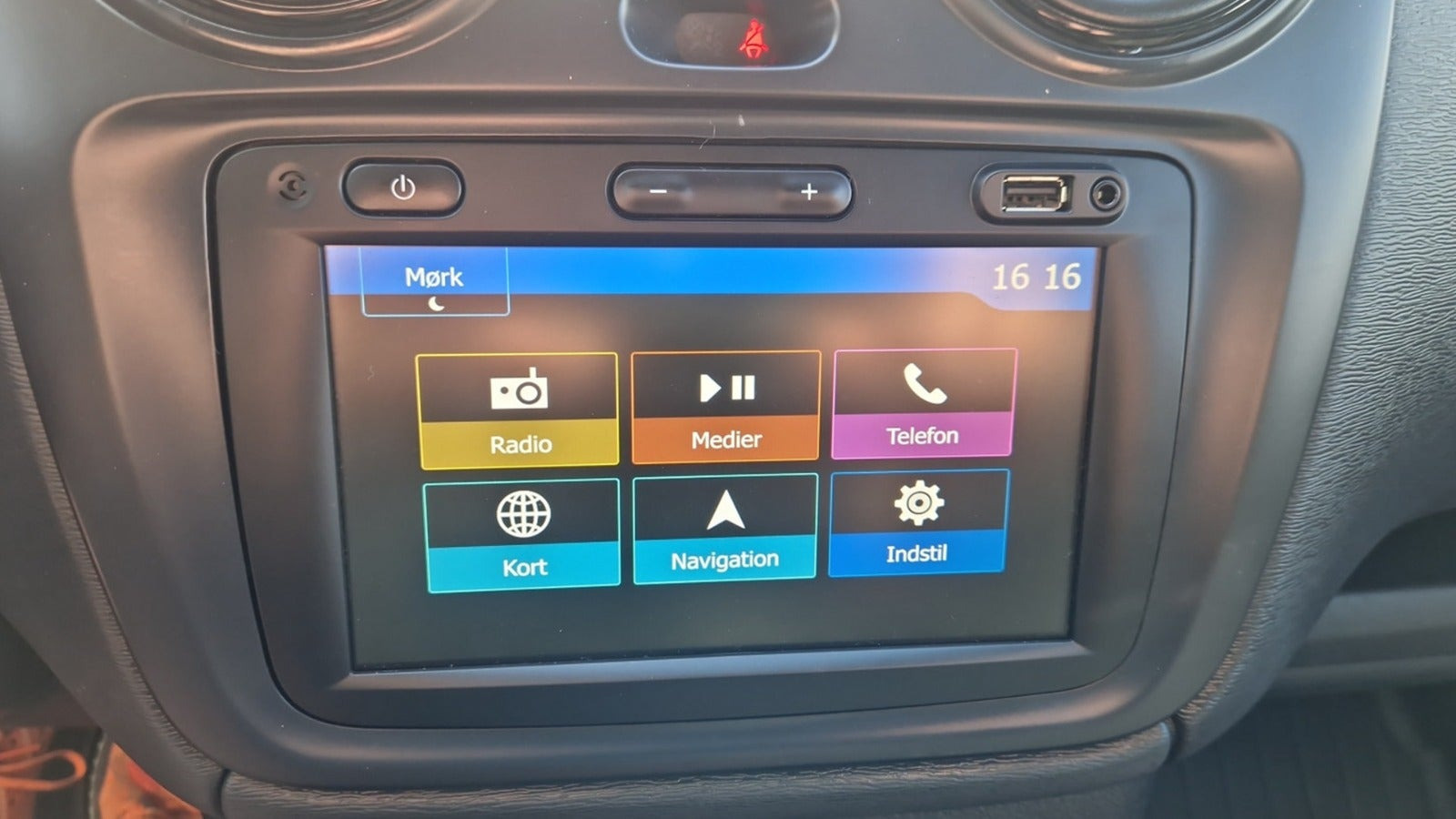 Hvid Dacia Dokker fra 2019