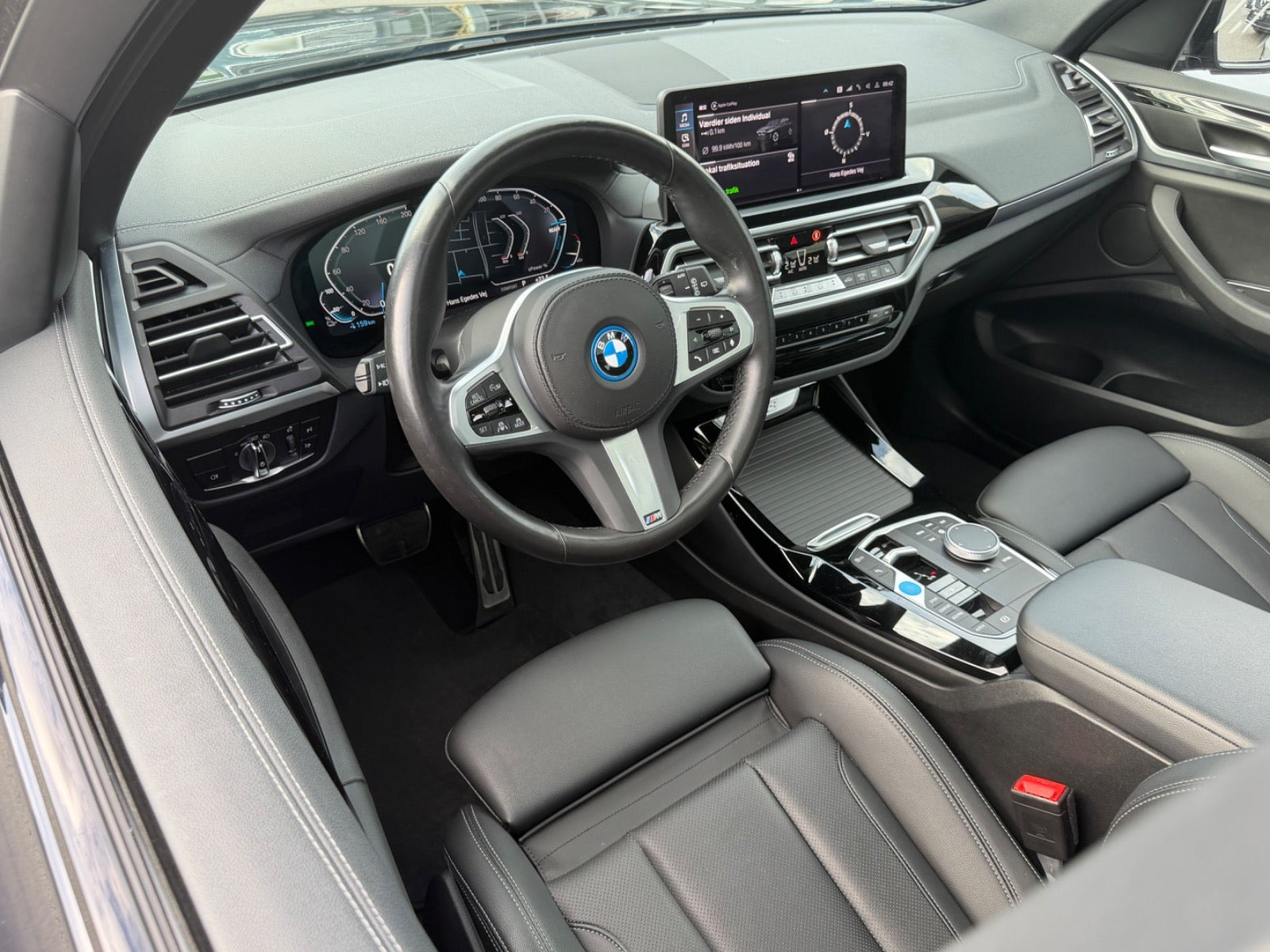 Sort BMW iX3 fra 2023