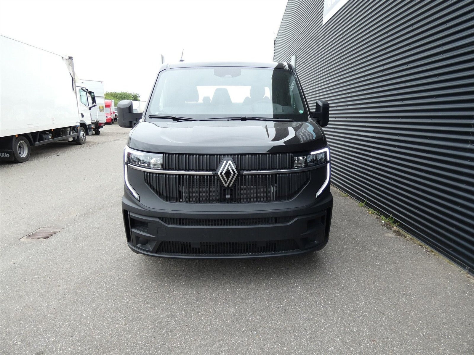 Sort Renault Master V T35 fra 2026