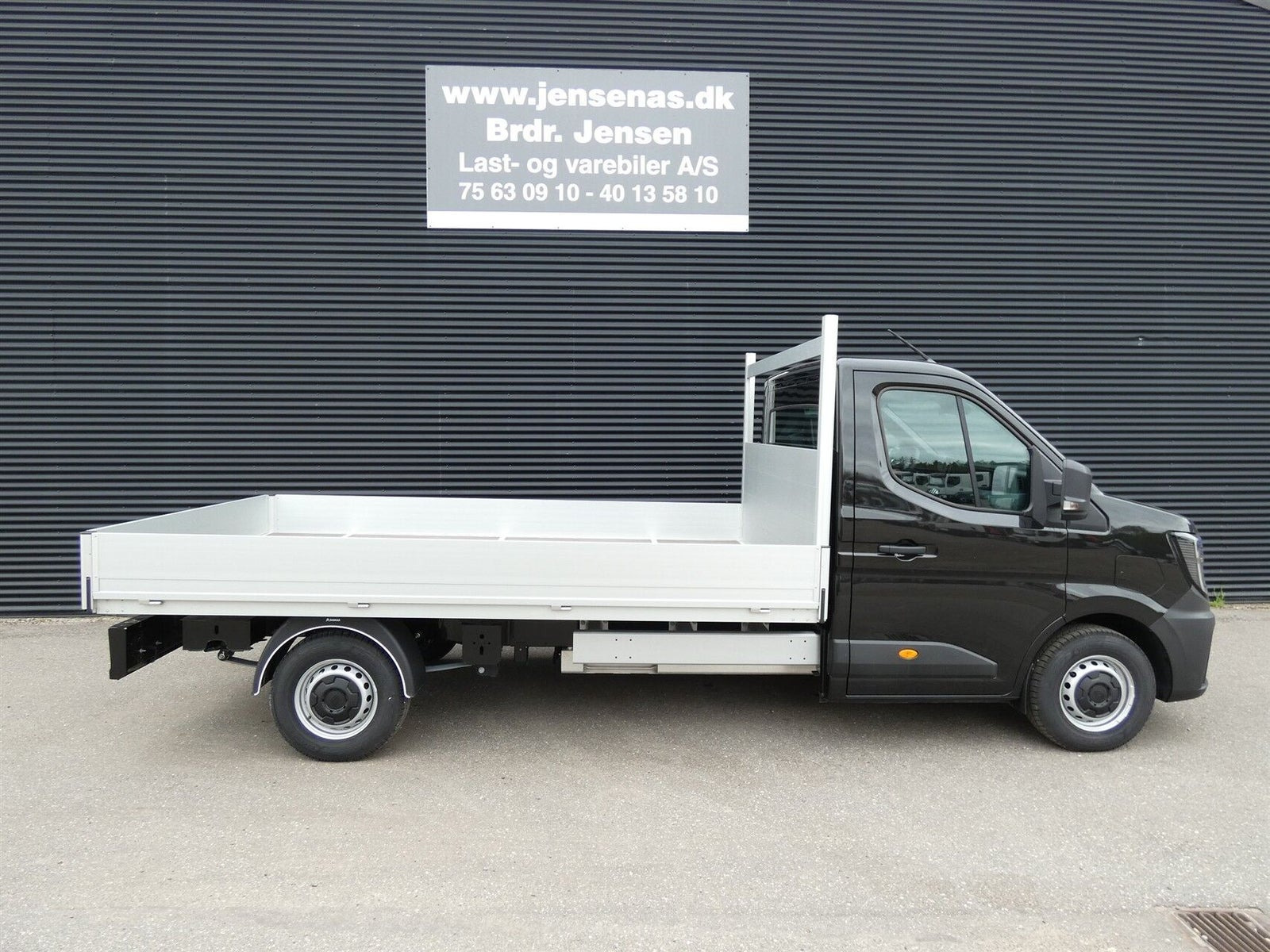 Sort Renault Master V T35 fra 2026