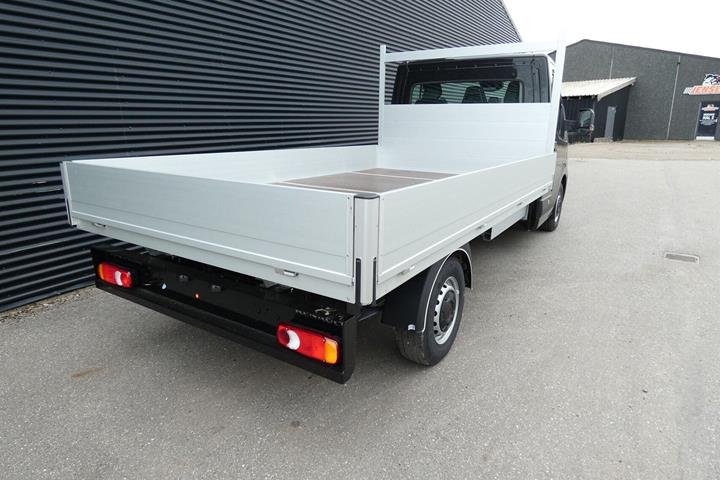 Sort Renault Master V T35 fra 2026