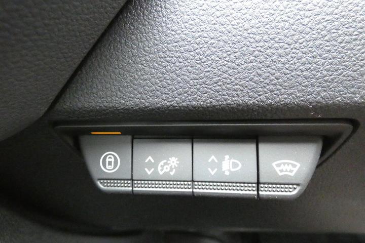 Sort Renault Master V T35 fra 2026