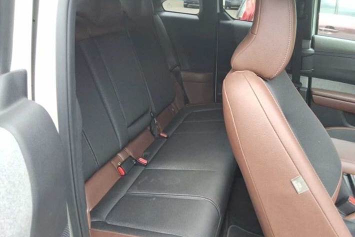 Hvid Mazda MX-30 fra 2023