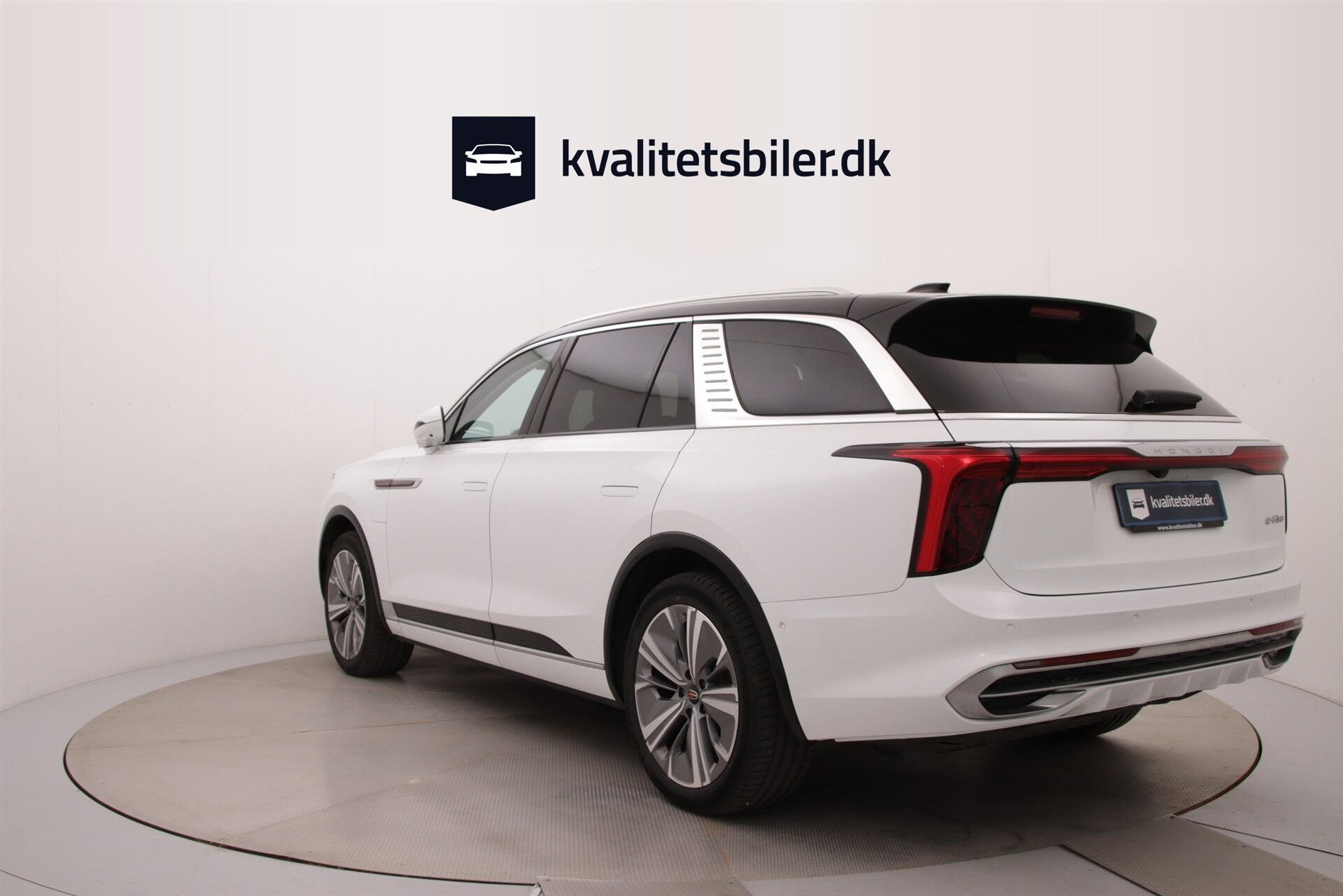 Hvid Hongqi E-HS9 fra 2023