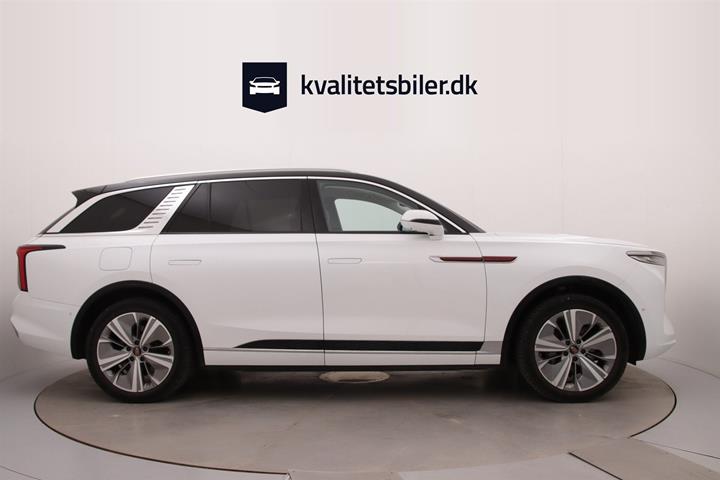 Hvid Hongqi E-HS9 fra 2023