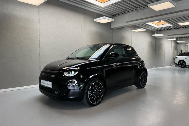 Sort Fiat 500e fra 2023