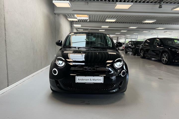 Sort Fiat 500e fra 2023
