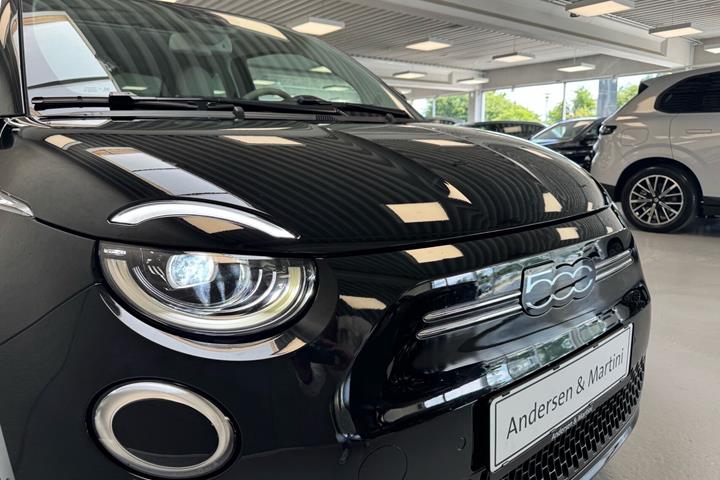 Sort Fiat 500e fra 2023