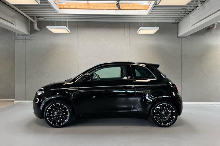 Sort Fiat 500e fra 2023