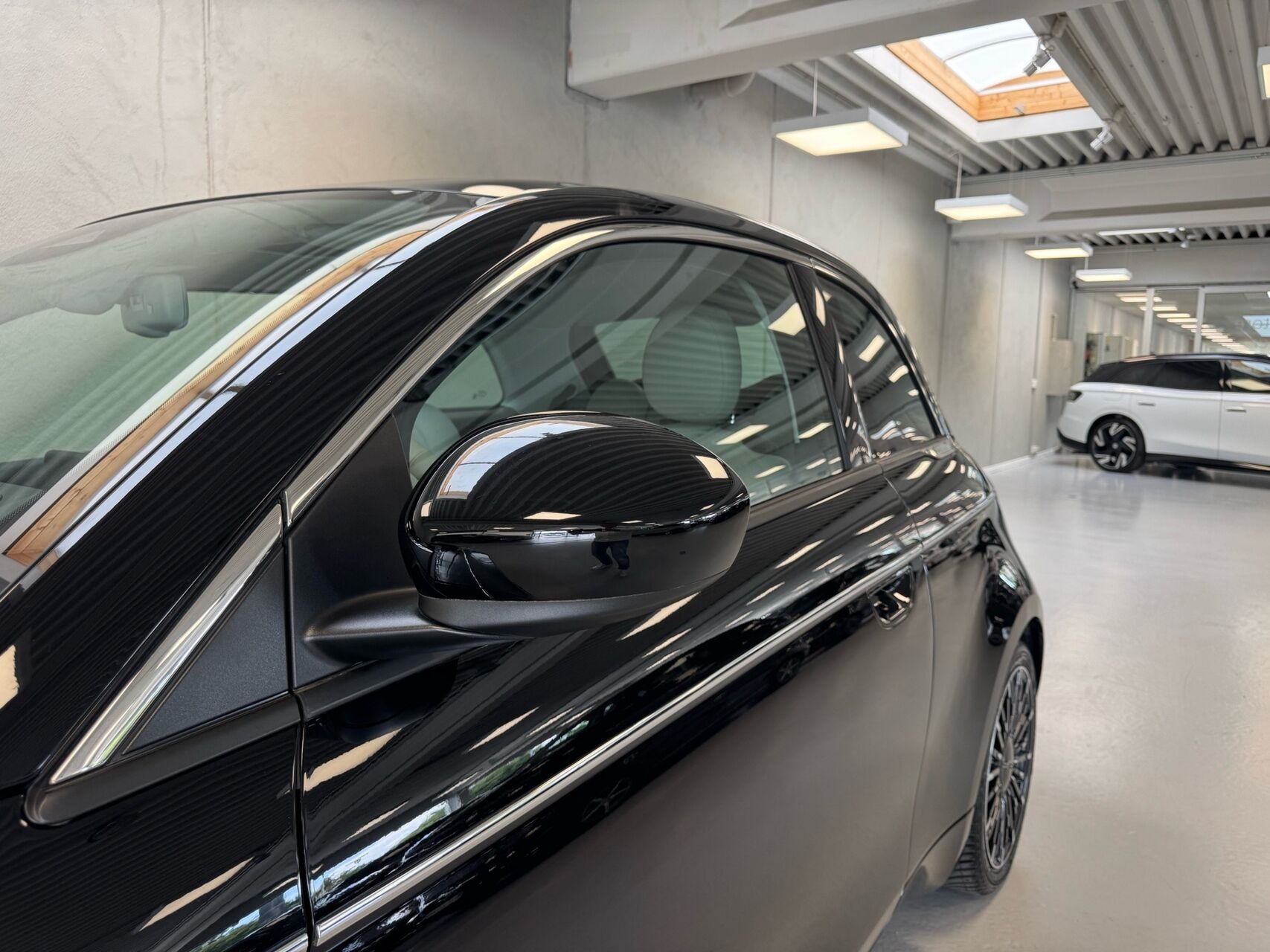 Sort Fiat 500e fra 2023