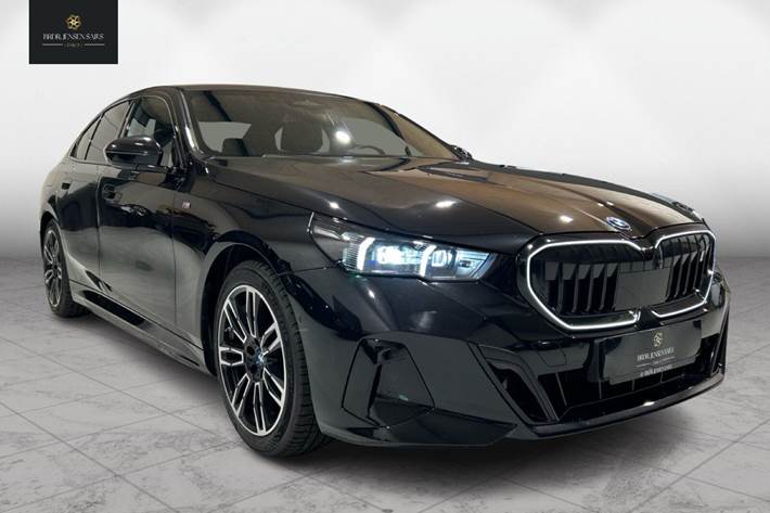 Sort BMW i5 fra 2024
