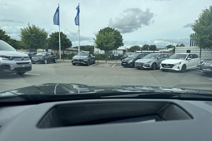 Blå Mazda 6e fra 2026
