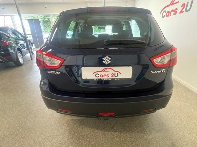 Blå Suzuki S-Cross fra 2017