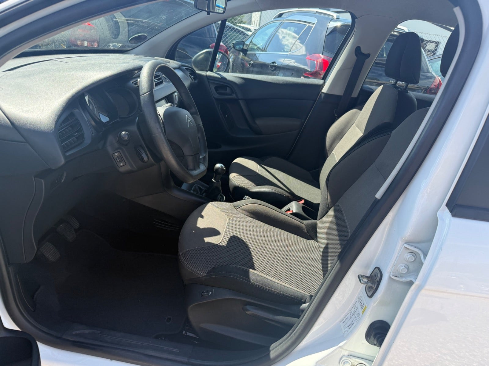 Hvid Citroën C3 fra 2014