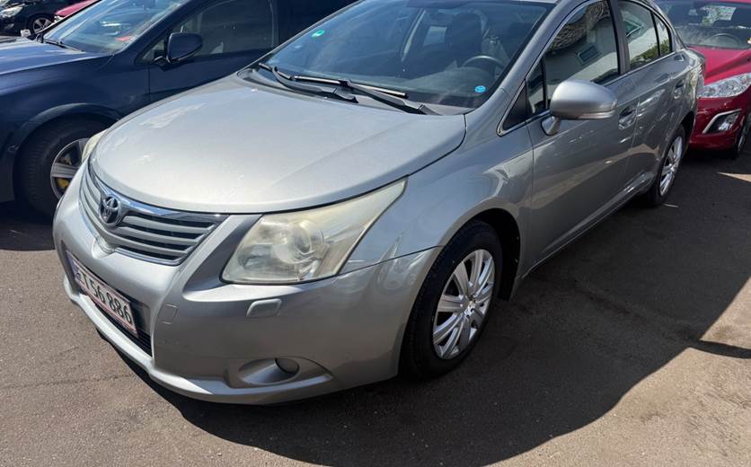 Toyota Avensis 2,0 D-4D T2