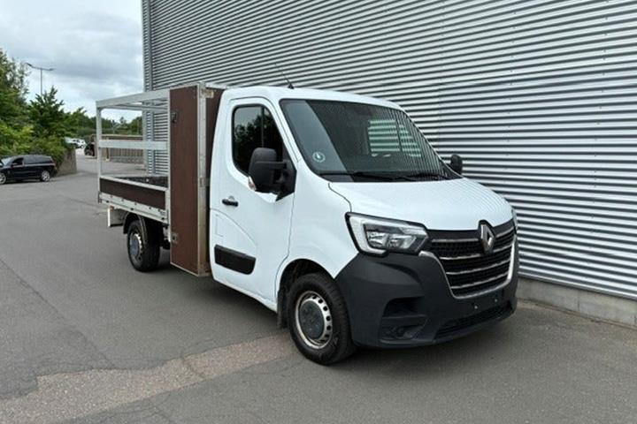 Hvid Renault Master IV T35 fra 2021