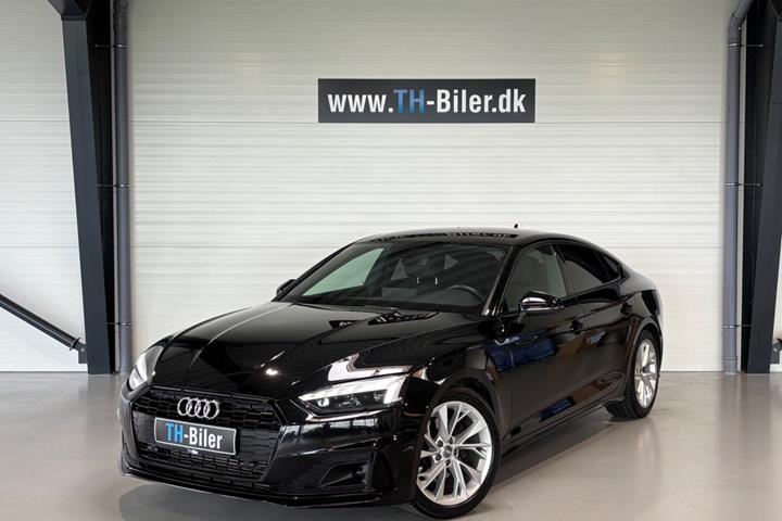 undefined Audi A5 fra 2020 set udefra