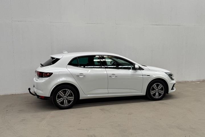 Hvid Renault Megane IV fra 2021