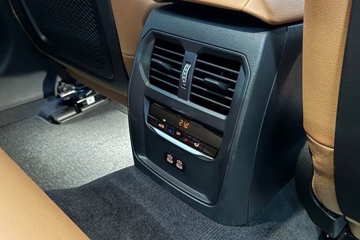 Sort BMW i4 fra 2022