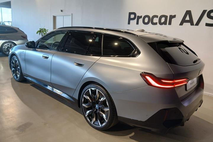 undefined BMW 530e fra 2024