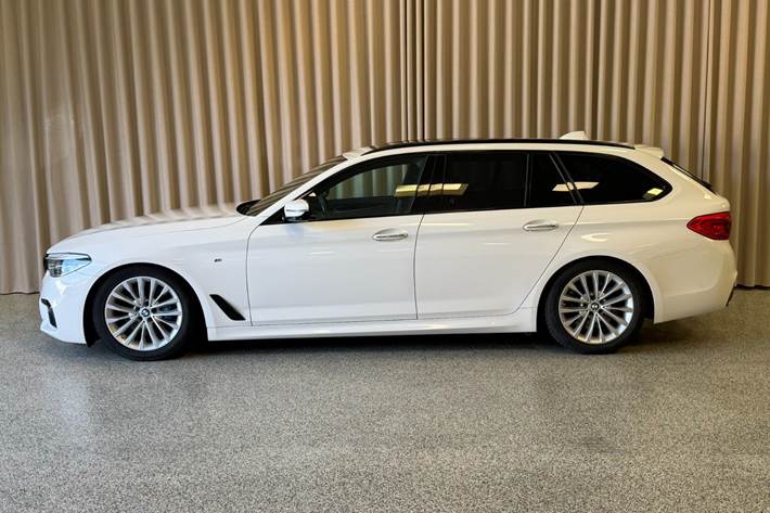 Hvid BMW 530d fra 2018