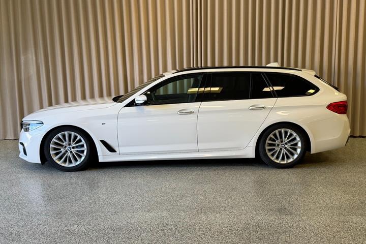 Hvid BMW 530d fra 2018