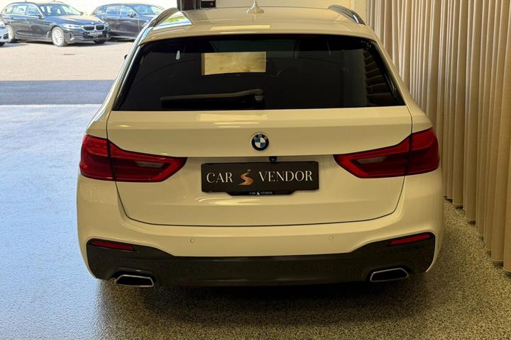 Hvid BMW 530d fra 2018