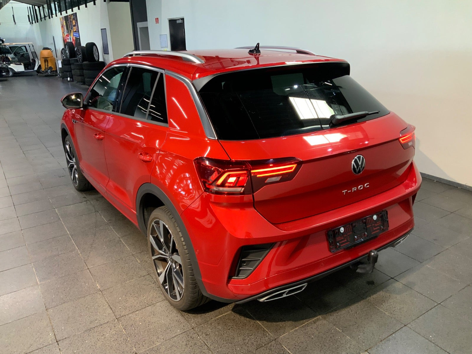 Rød VW T-Roc fra 2023