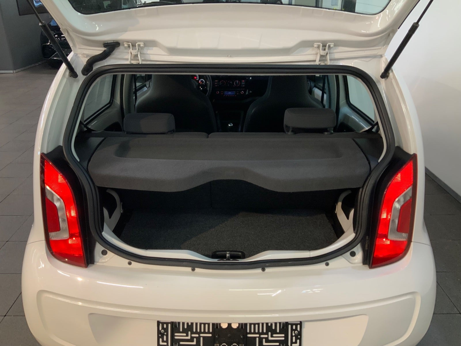 Hvid VW UP! fra 2015