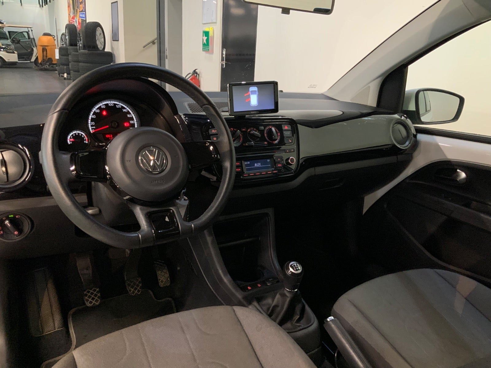 Hvid VW UP! fra 2015