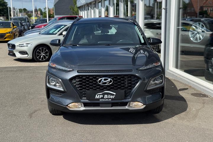 Grå Hyundai Kona fra 2020
