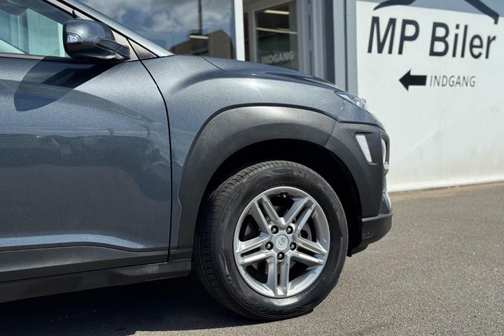 Grå Hyundai Kona fra 2020